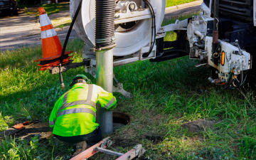 Vacuum Excavating